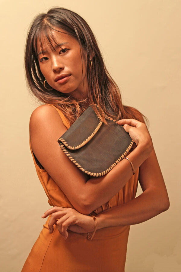 Dayu purse sheep leather